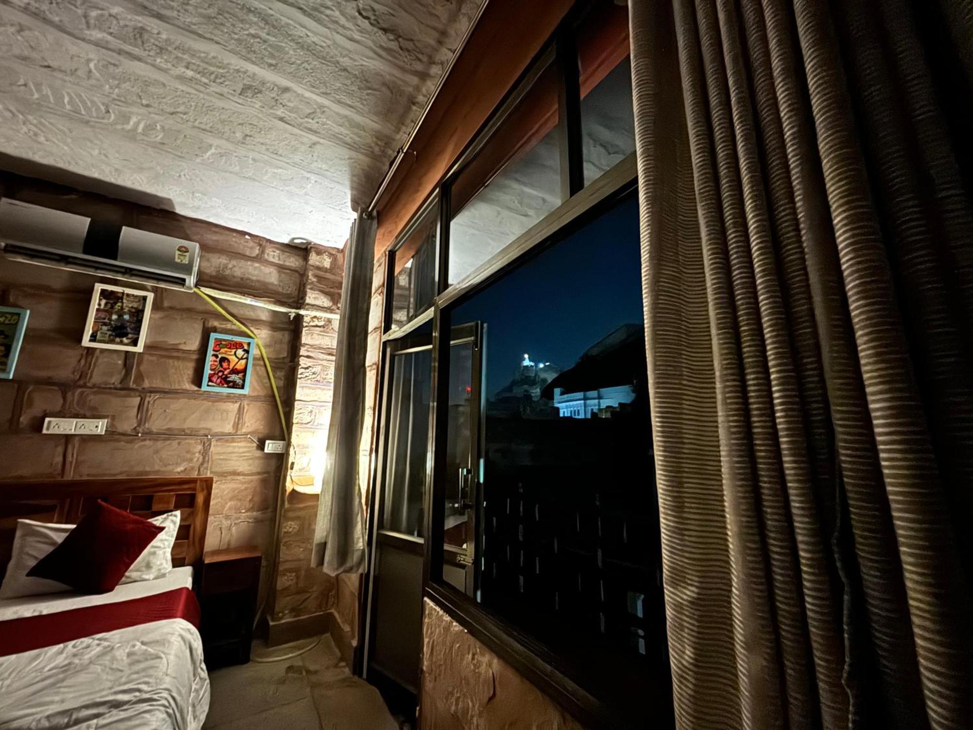 Blabla Hostel จ๊อดปูร์ ภายนอก รูปภาพ
